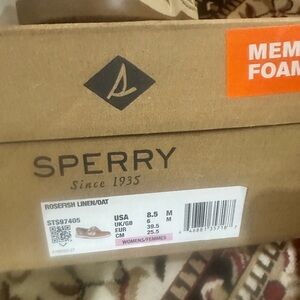 Sperry Rose fish boat shoes size 8.5 women brand new with box
